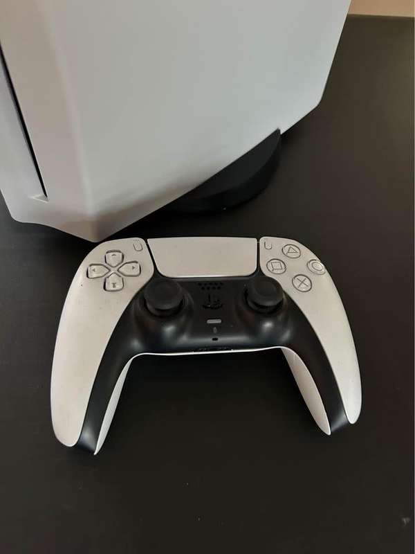 PlayStation 5 CD Edition + Remote