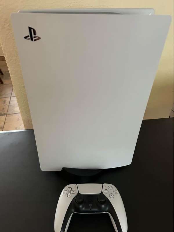 PlayStation 5 CD Edition + Remote