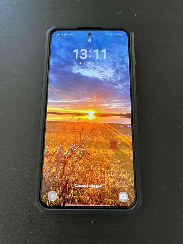 Samsung S24