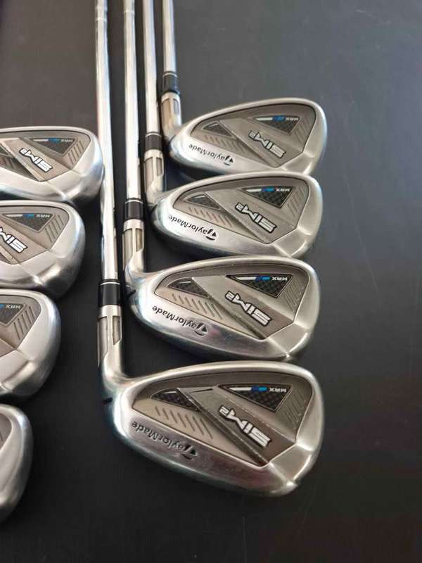 Taylormade Sim 2 irons
