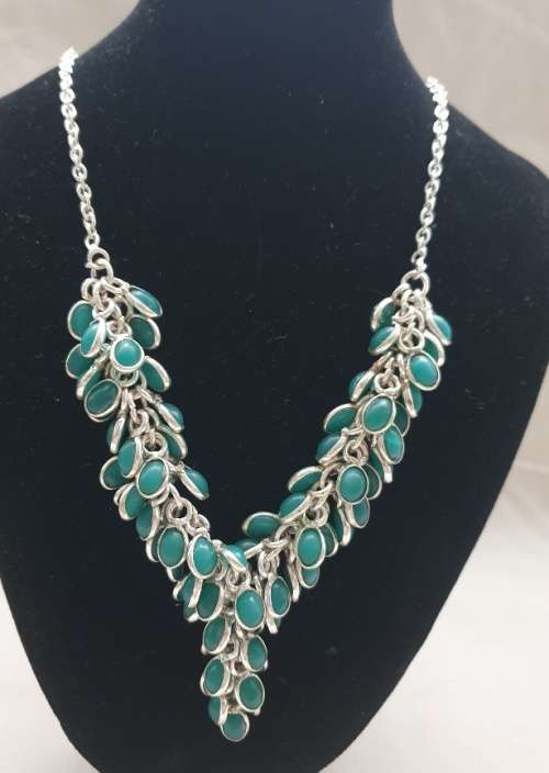 Gemstone necklace