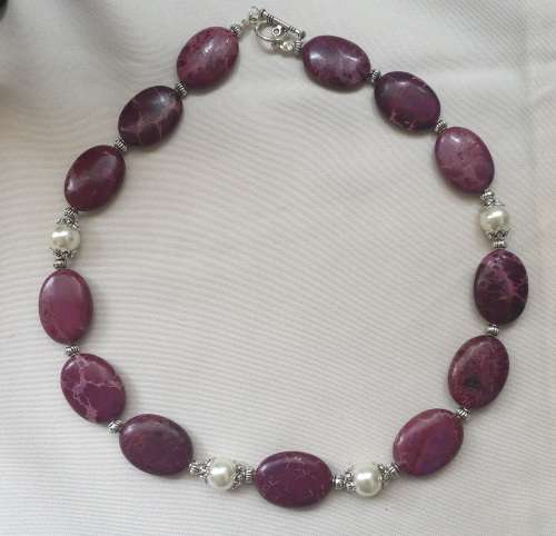 **NEW &EXCLUSIVE ** Genuine gemstone necklace