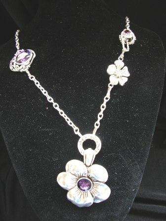 Unique necklace with detachable pendant - 2 necklaces in one
