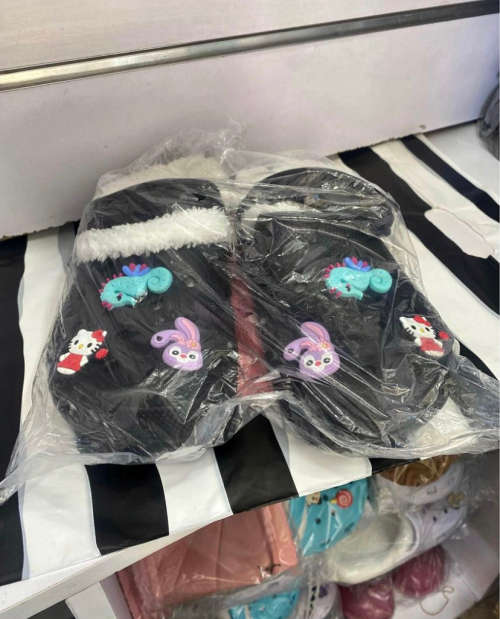 Winter crocs