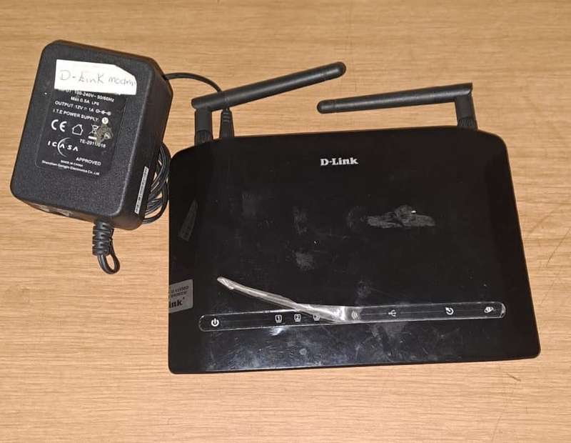Dlink DSL-2750U Router with Wifi