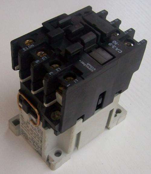 CONTACTOR