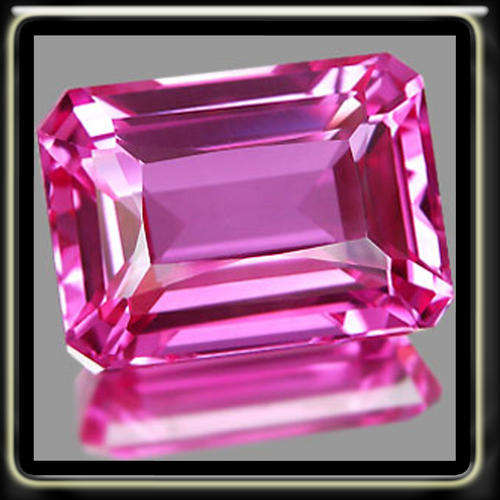 RADIANT 1.97CT STUNNING TOP PINK TOPAZ CUT IN A EMERALD GEMSTONE