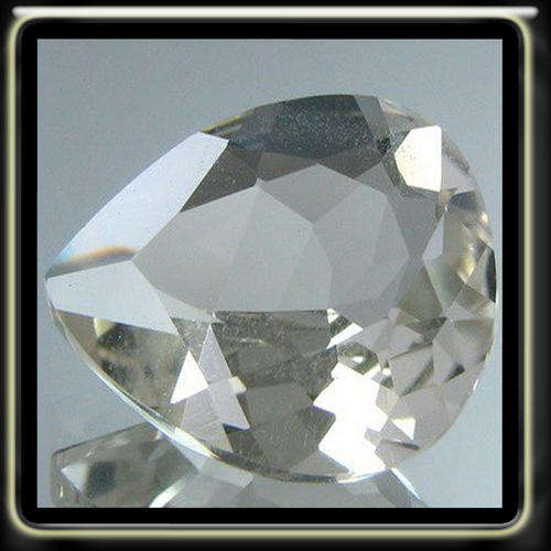 EXQUISITE 2.22ct Natural Crystal Clear Pear Topaz With Beautifull Lustre