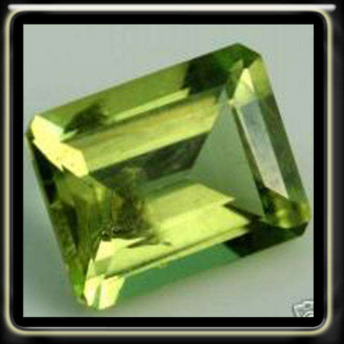 GRACIOUS 2.80 OLIVE GREEN EMERALD CUT PERIDOT WITH BEAUTIFULL LUSTRE