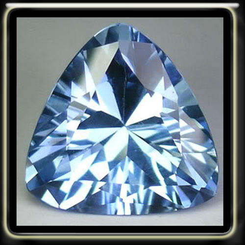 MIRACULOUS 8.30CT SWEET SKY BLUE TOPAZ POLISHED IN A TRILLIANT GEMSTONE