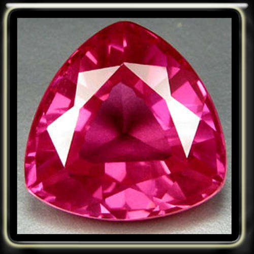 PRESTINE 7.65CT TOP PINK TOPAZ CUT IN A TRILLIANT, WITH BEAUTIFULL LUSTRE