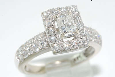 R90000 1.25CT PRINCESS CUT DIAMOND ENGAGEMENT RING VS