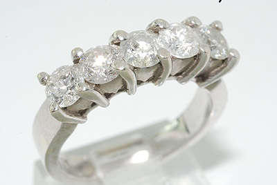 R80000 - ELEGANT 1.61CT 5 STONE ROUND CUT DIAMOND WEDDING BAND