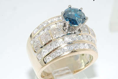 R250000 DAZZLING 2.88CT ROUND CUT BLUE DIAMOND ENGAGEMENT RING