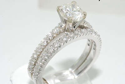 R120000 1.60CT DIAMOND ENGAGEMENT RING WEDDING BAND SET
