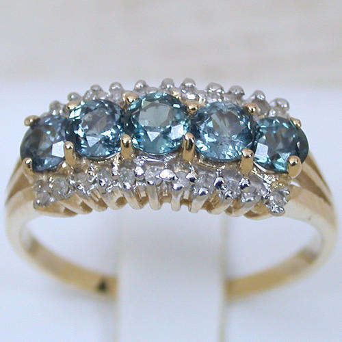 1.69 CTS 14K Y GOLD ALEXANDRITE FIVE STONE DIAMOND RING