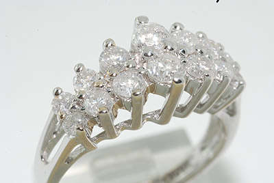 STUNNING 1.07CT 2 ROW ROUND CUT DIAMOND WEDDING BAND