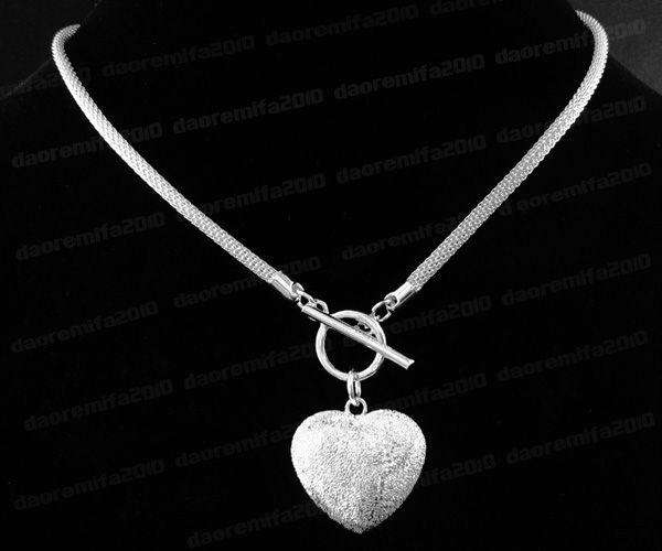 ***UNUSUAL*** sterling silver mesh chain with heart pendant