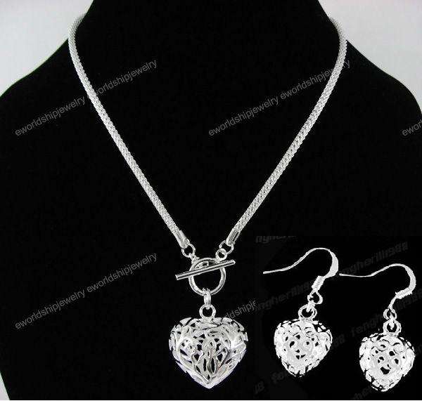 ***UNUSUAL*** sterling silver mesh chain with heart pendant & earrings