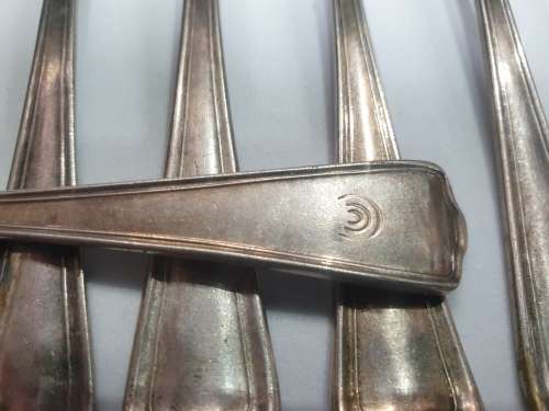 International Silver Co. - forks
