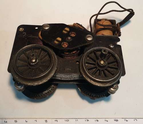 Lionel `O` gauge motor and parts (all received together)
