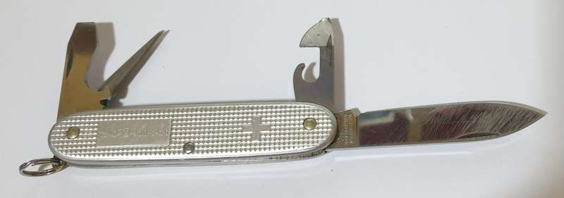 SOUTH AFRICAN ARMY VICTORINOX POCKET KNIFE - NATO NUMBER 7340-18-400-2426