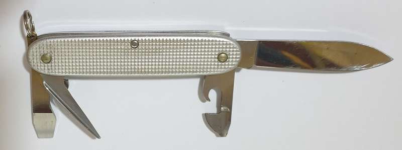 SOUTH AFRICAN ARMY VICTORINOX POCKET KNIFE - NATO NUMBER 7340-18-400-2426