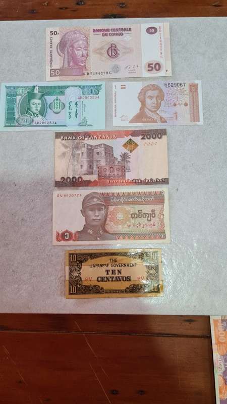 Lot of 6 world Bank notes - an interesting lot!