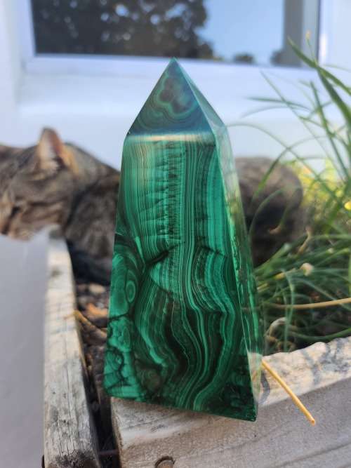 Malachite obelisk - beauty!