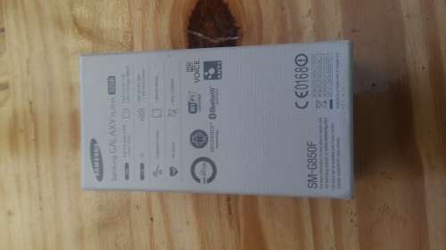 BRAND NEW SAMSUNG GALAXY ALFHA 32G WHITE