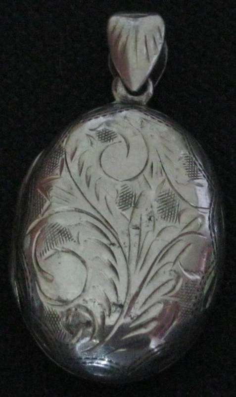 Lovely 925 Silver Locket
