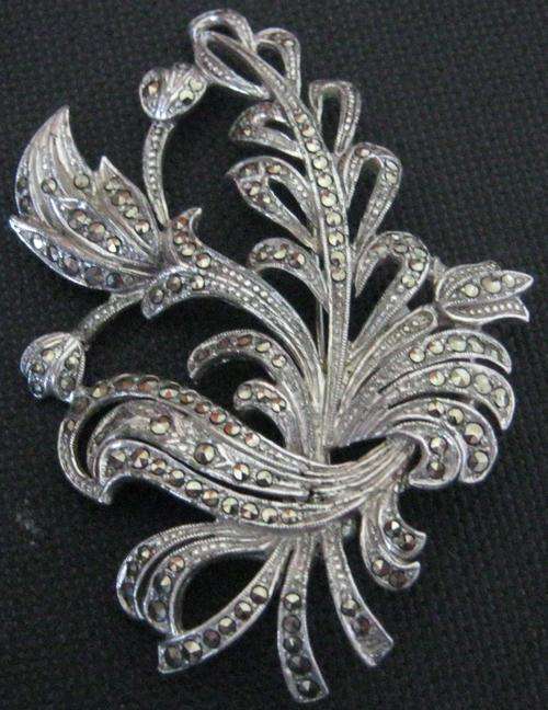 Ornate Leaf Design Marcasite Vintage Brooch on Rhodolite