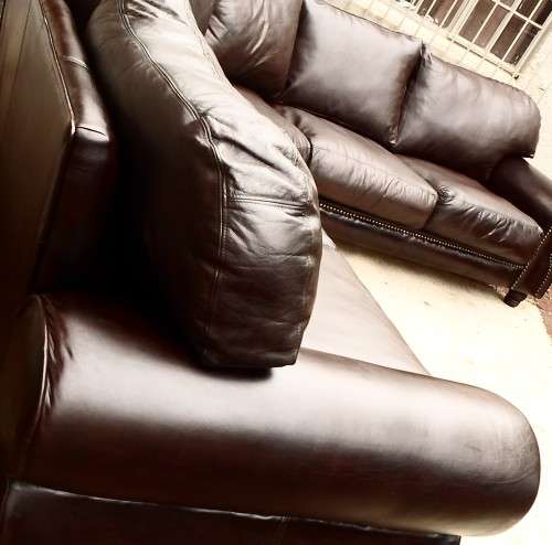 MASSIVE DISCOUNT SALE!!! CoriCraft Genuine Leather Corner Couch- Afrique Corner Suite