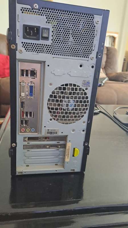 Mecer Proficient | i3 | 4gb | no hard drive