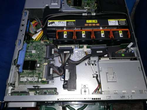 DELL PowerEdge Server | 2 CPU's + Ram + 6 Hard Drives