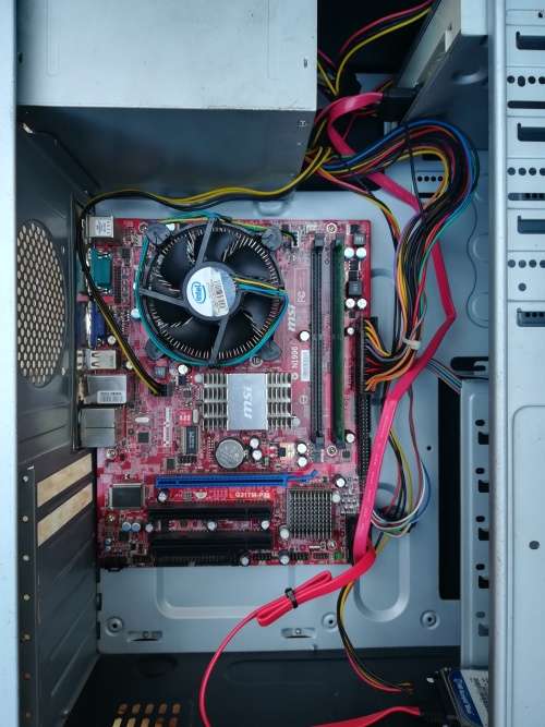 3.0GHz MSI Tower + HDD + Ram + PSU + Extra's