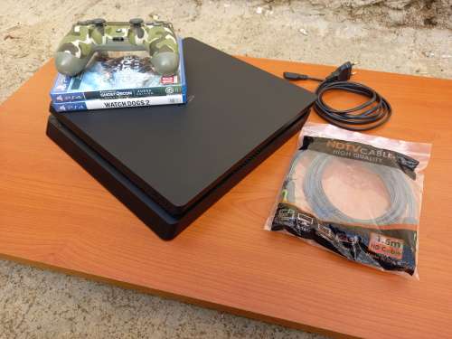 Excellent PS4 Combo + Console + Games + Controller - Playstation 4