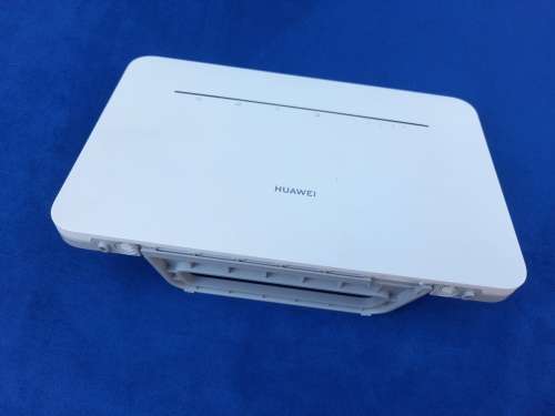 Huawei LTE Router B316 - Takes All Sim Cards And Networks Including Rain