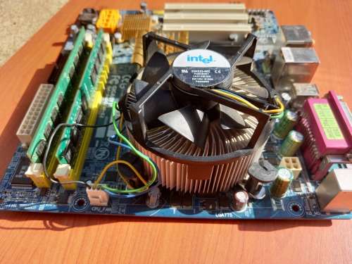 Gigabyte Motherboard Combo