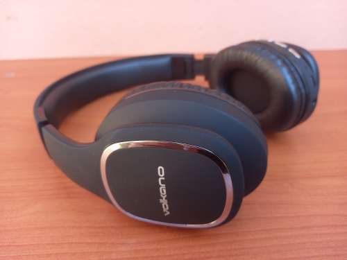 Insane Bass Headphones | Skullcandy and Volkano | Bluetooth Headphones