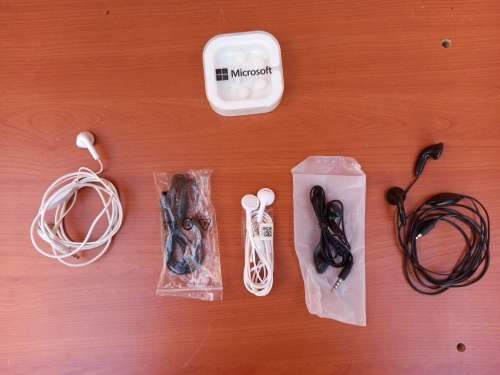 [R30 Bid Increment] 12 x Headphones | Bulk Lot | Brands Include: Samsung - HP - Mercedes - Microsoft