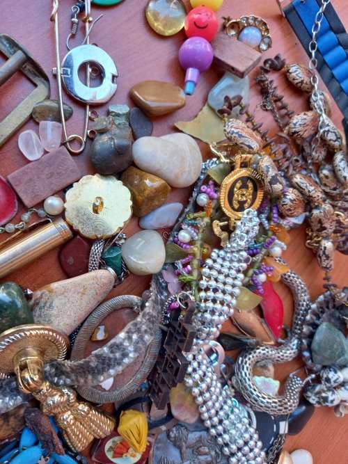 [LOW SHIPPING] Lot Of Old Jewelry | Watches | Chains | Pins | Broken Pieces + More