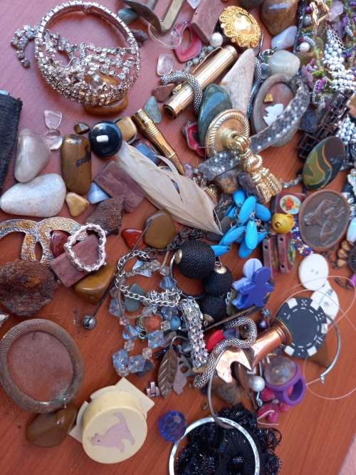 [LOW SHIPPING] Lot Of Old Jewelry | Watches | Chains | Pins | Broken Pieces + More