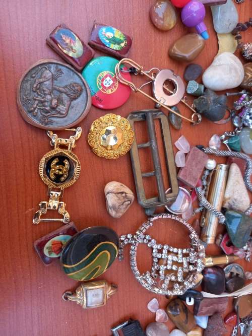 [LOW SHIPPING] Lot Of Old Jewelry | Watches | Chains | Pins | Broken Pieces + More