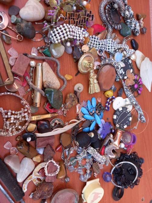 [LOW SHIPPING] Lot Of Old Jewelry | Watches | Chains | Pins | Broken Pieces + More