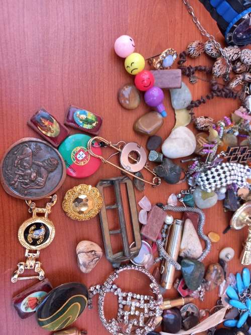 [LOW SHIPPING] Lot Of Old Jewelry | Watches | Chains | Pins | Broken Pieces + More