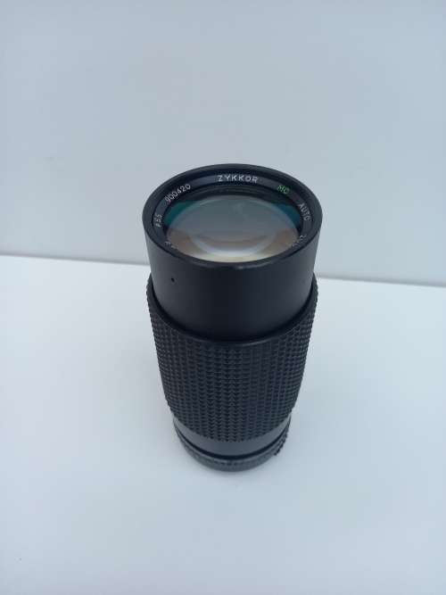 [R10 Bid Increment] Zykkor MC Auto Zoom 80-200mm Focal Lens