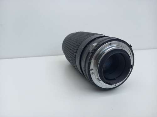 [R10 Bid Increment] Zykkor MC Auto Zoom 80-200mm Focal Lens