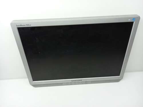 17inch & 19inch Samsung SyncMaster Monitors | VGA Port | Year End Clearance