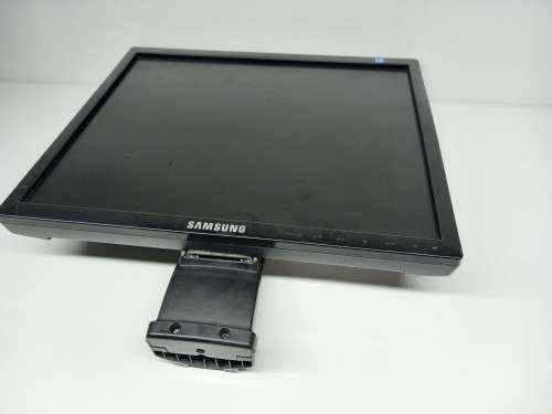 17inch & 19inch Samsung SyncMaster Monitors | VGA Port | Year End Clearance